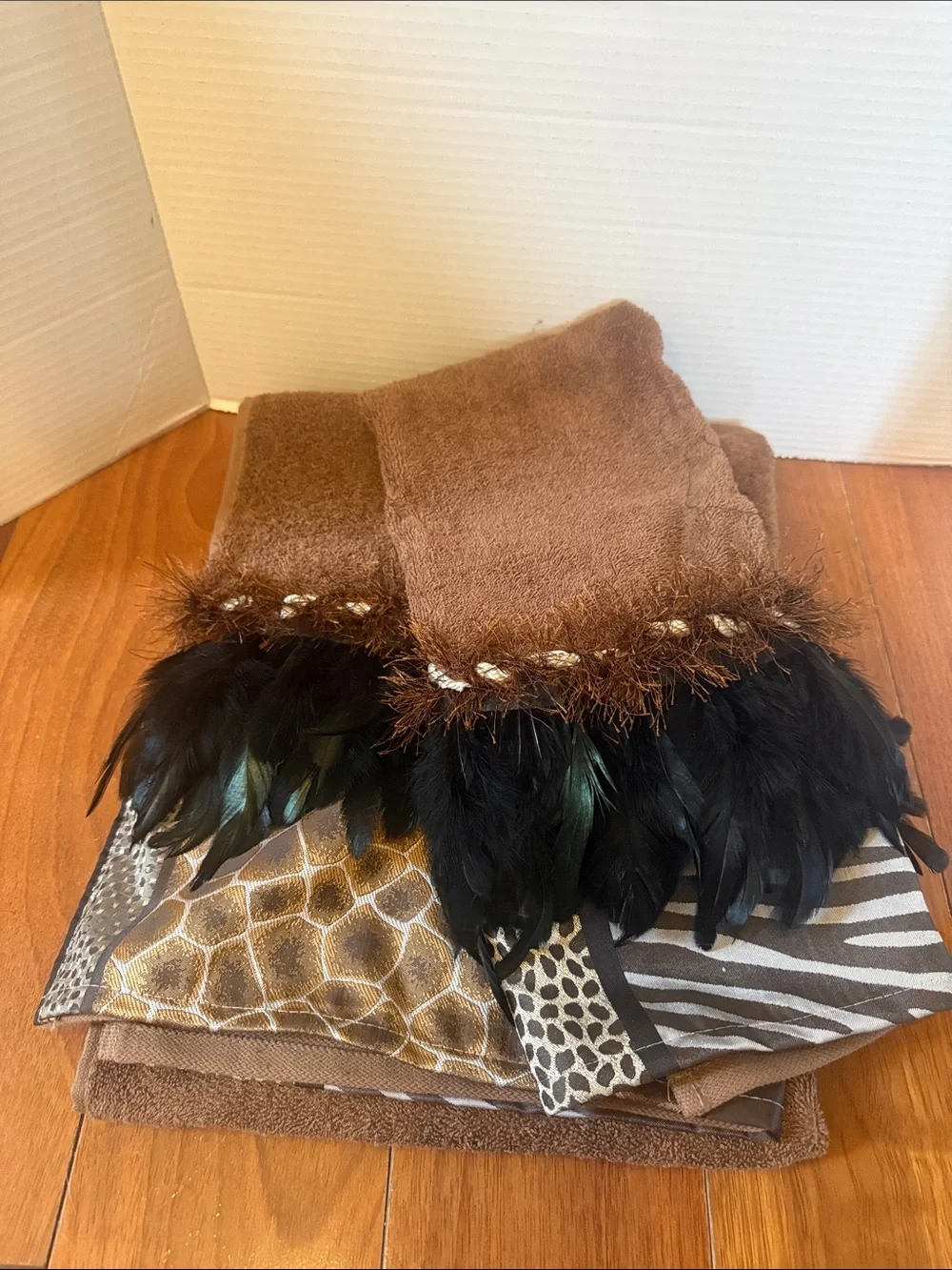 Zahari Home Custom embellished safari Animal Print Decorative bath Towel Set